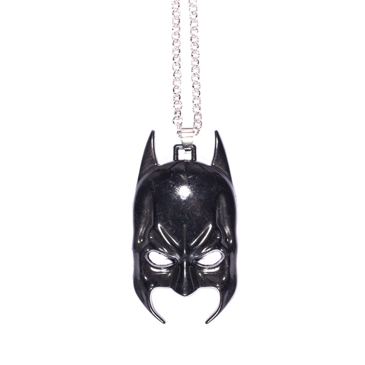Batman Mask Necklace زیور آلات و پوشیدنی