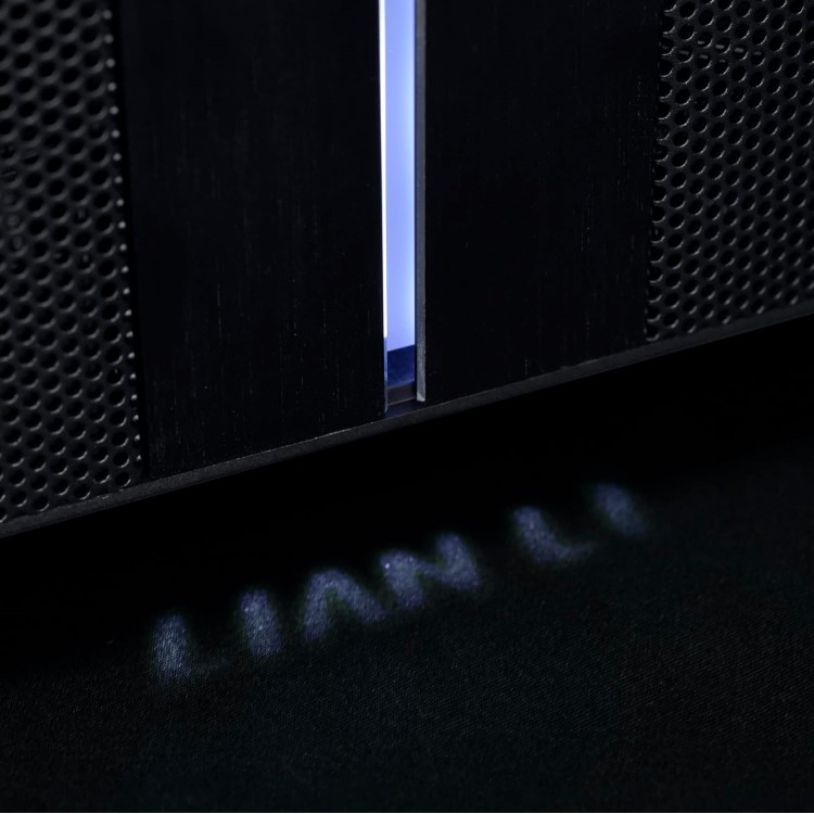 خرید کیس کامپیوتر Lian Li V3000 Plus - شاسی فول تاور - سیاه