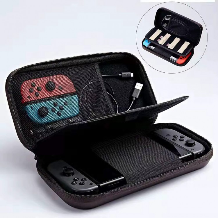 خرید کیف Takara Tomy مخصوص نینتندو سوییچ - طرح Mario Kart