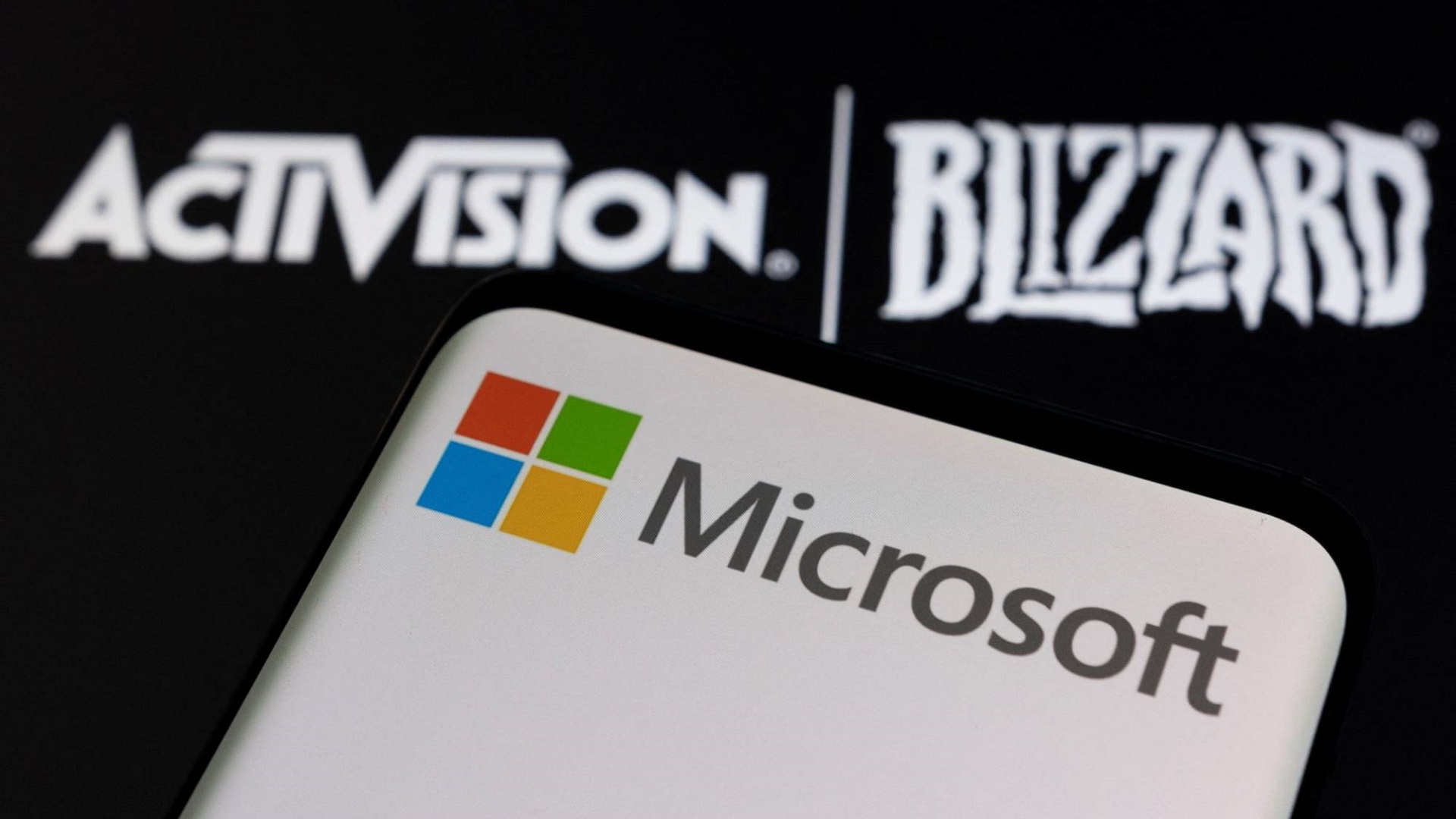 مایکروسافت تا نهایی شدن قراداد عملکرد مدیران اکتیویژن بلیزارد را نظارت می‌کند